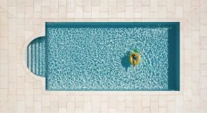 PC12EC | Dover White 12˝ External 6" Radius Corner Coping 4 PC12EC | Dover White 12˝ External 6" Radius Corner Coping - Image 2